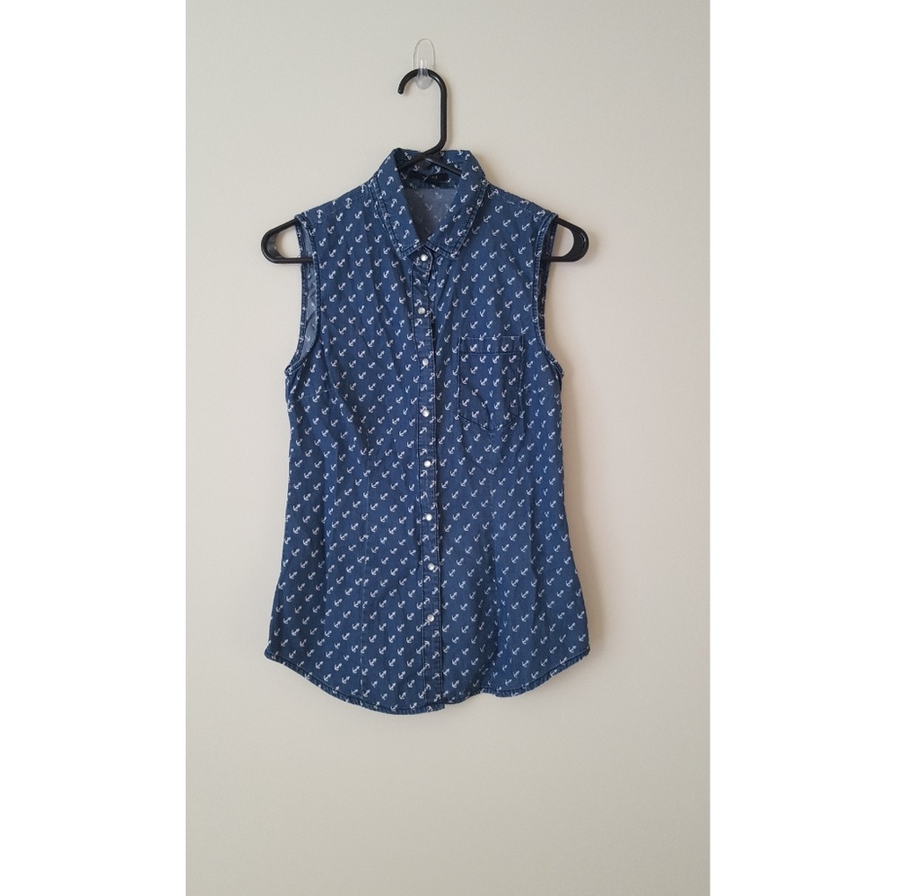 Forever21 jean sleaveless blouse